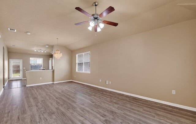 2119  Catfish Pond, San Antonio, TX 78224 — photo 5