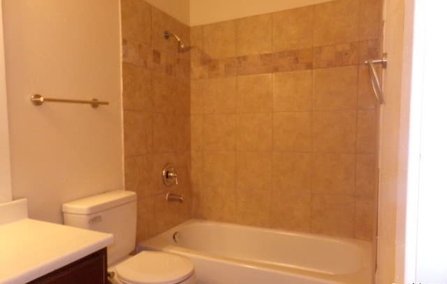 10511  Cherry Laurel, San Antonio, TX 78245 — photo 9