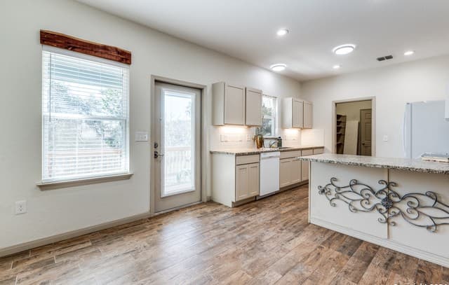 2336  Hornsby, Spring Branch, TX 78070 — photo 4