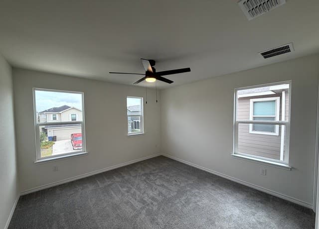 4554  Otra Otra Dr, San Antonio, TX 78222 — photo 18