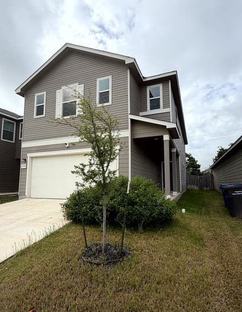 4554  Otra Otra Dr, San Antonio, TX 78222 — photo 2