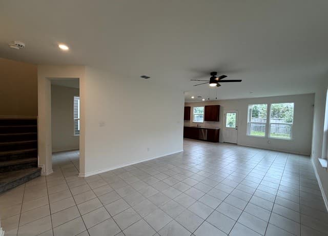 4554  Otra Otra Dr, San Antonio, TX 78222 — photo 20