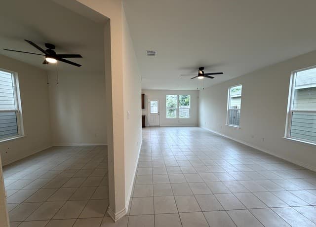 4554  Otra Otra Dr, San Antonio, TX 78222 — photo 21