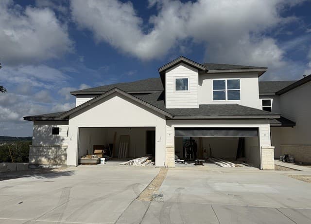 102 Magnolia Cir