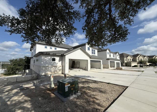 102  Magnolia Cir, Boerne, TX 78006 — photo 2