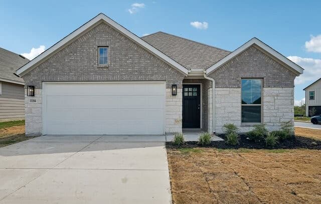 11104 Prairie Landing
