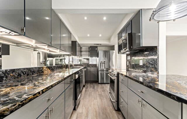 205  Chichester Unit 16, San Antonio, TX 78209 — photo 11