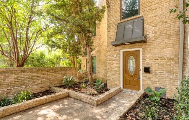 205  Chichester Unit 16, San Antonio, TX 78209 — photo 2