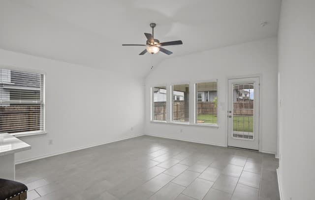 4964  Park Mnr, Marion, TX 78124 — photo 14