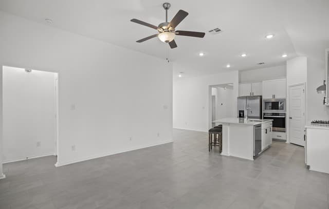 4964  Park Mnr, Marion, TX 78124 — photo 16