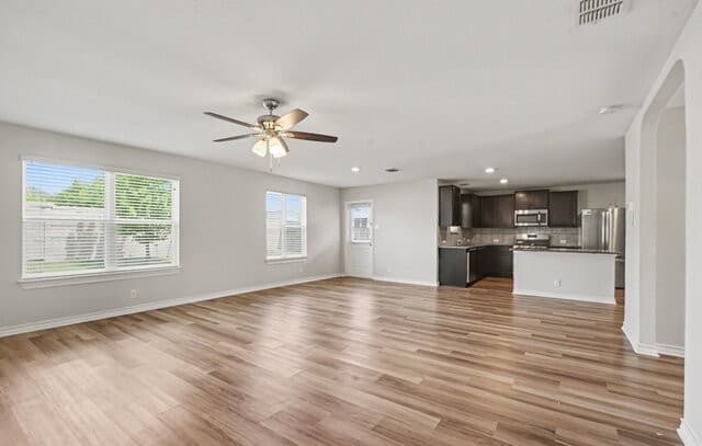 8907  Taylor Grv, San Antonio, TX 78254 — photo 7