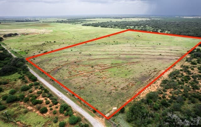 56.9 ACRES  County Road 136