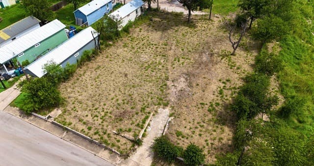 1720 W Salinas, San Antonio, TX 78207 — photo 13