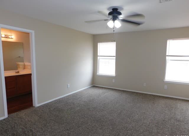 9013  Barkwood, Universal City, TX 78148 — photo 6