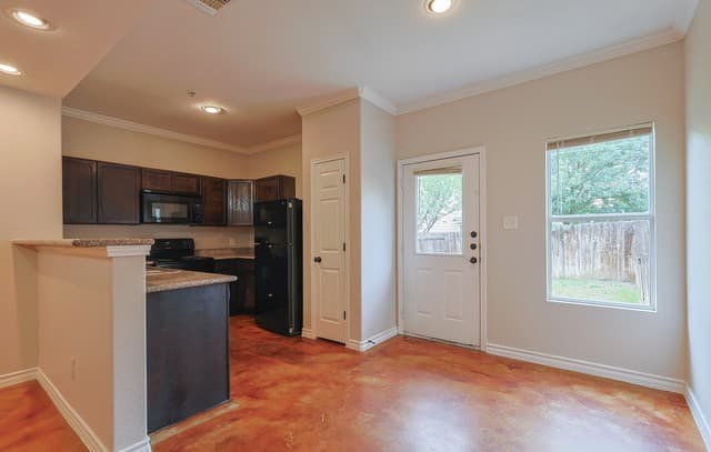 5015  Stowers Blvd, San Antonio, TX 78238 — photo 6
