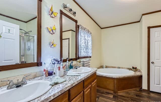 414  Bucks Circle, Converse, TX 78109 — photo 10