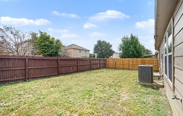 11907  Wildcat, San Antonio, TX 78254 — photo 22