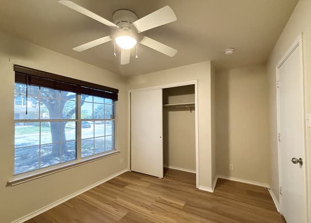 6726  Benke Farm, San Antonio, TX 78239 — photo 8