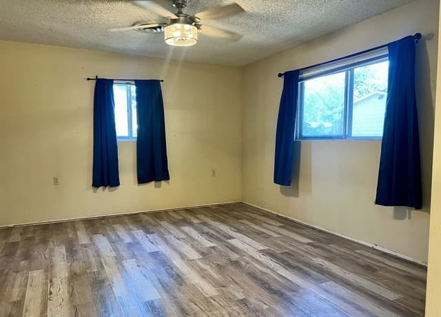 215  Lantana Ln, Pleasanton, TX 78064 — photo 18