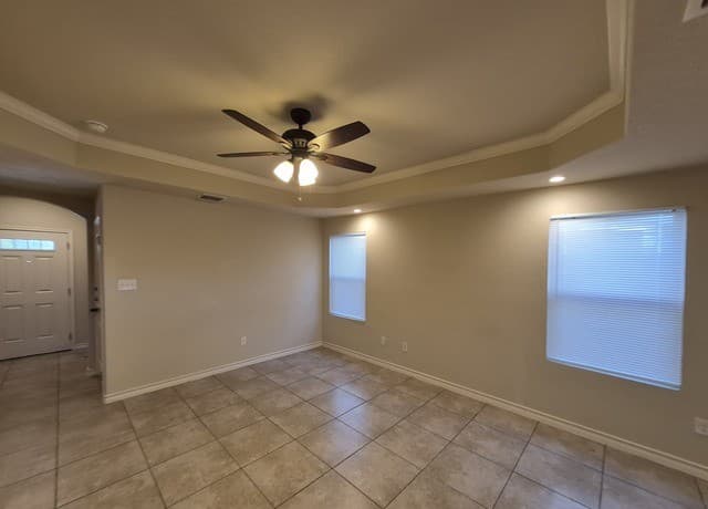 6850  Lakeview Dr. Unit 101, San Antonio, TX 78244 — photo 3