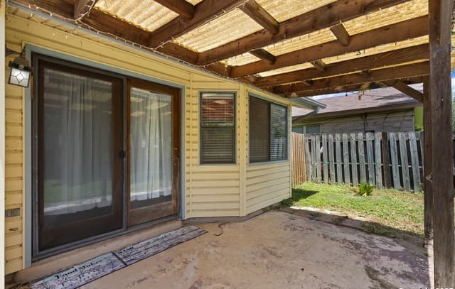 6726  Country Field, San Antonio, TX 78240 — photo 22