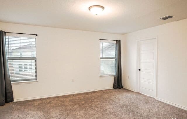 5527  Castle Brook Dr, San Antonio, TX 78218 — photo 10