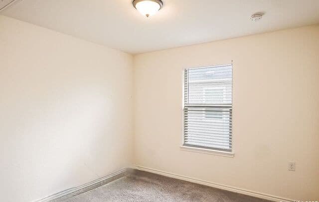 5527  Castle Brook Dr, San Antonio, TX 78218 — photo 11