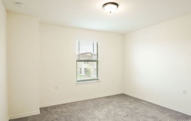 5527  Castle Brook Dr, San Antonio, TX 78218 — photo 13