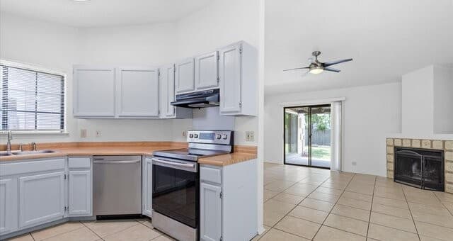 2823  Ash Field Dr, San Antonio, TX 78245 — photo 11