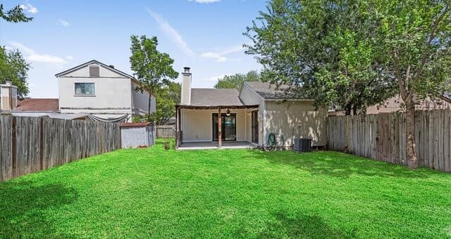2823  Ash Field Dr, San Antonio, TX 78245 — photo 16