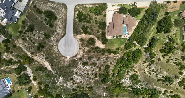 10302  Early Spg, San Antonio, TX 78255 — photo 11