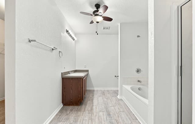 4411  Wrangler Run, San Antonio, TX 78223 — photo 21