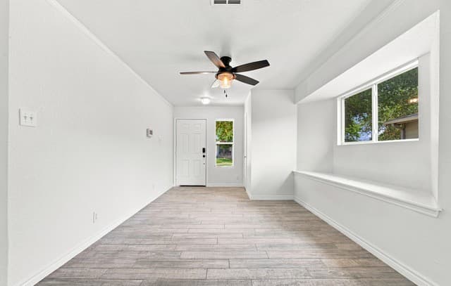 4411  Wrangler Run, San Antonio, TX 78223 — photo 3