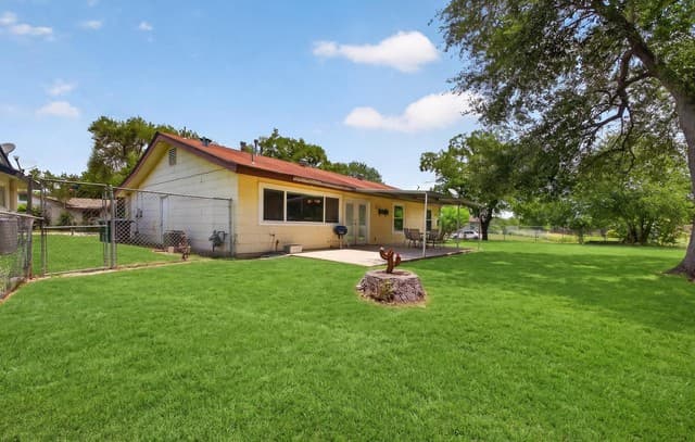6002  Pine Valley Dr, San Antonio, TX 78242 — photo 24