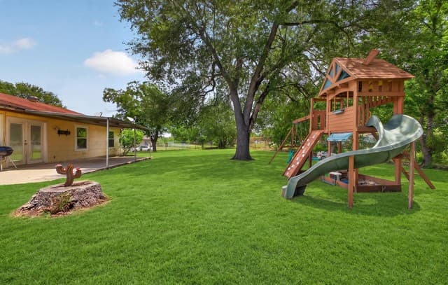 6002  Pine Valley Dr, San Antonio, TX 78242 — photo 25
