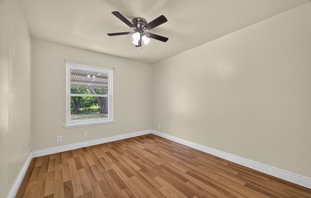 6002  Pine Valley Dr, San Antonio, TX 78242 — photo 7