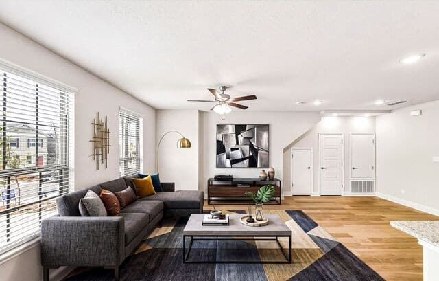7215  Magnolia Crk, San Antonio, TX 78252 — photo 5