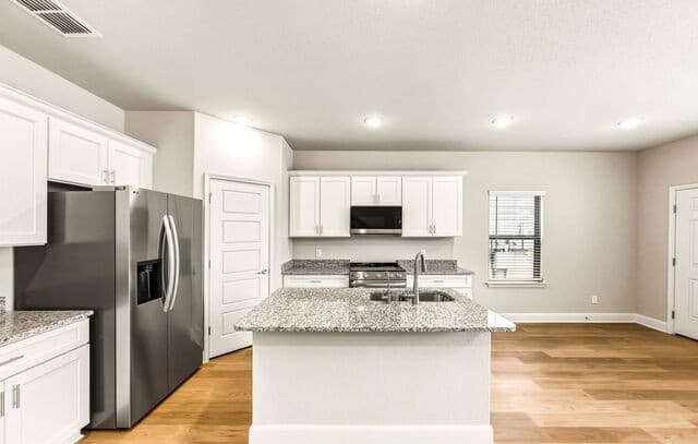 7215  Magnolia Crk, San Antonio, TX 78252 — photo 9