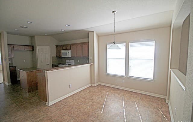 9135  Mare Hunt, San Antonio, TX 78254 — photo 7