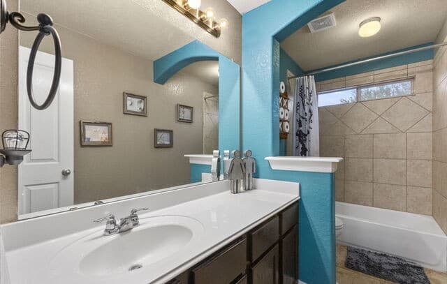 2014  Estonia Grey, San Antonio, TX 78251 — photo 19