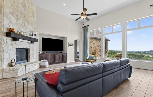 8035  Vanity Hl, San Antonio, TX 78256 — photo 10