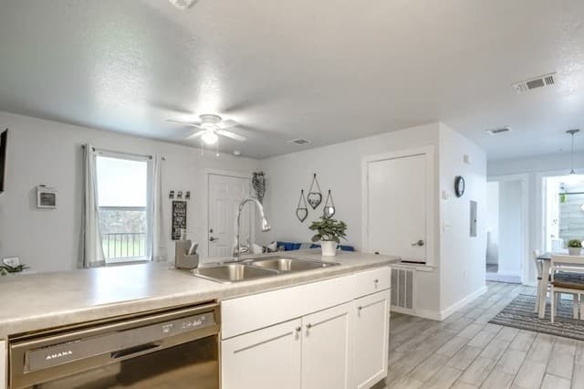 6423  Melissa Ann Unit 1208, San Antonio, TX 78249 — photo 5
