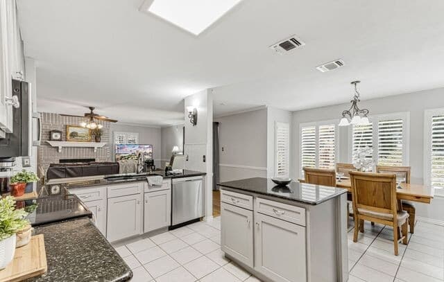 3635  Eagle Canyon Dr, San Antonio, TX 78247 — photo 5