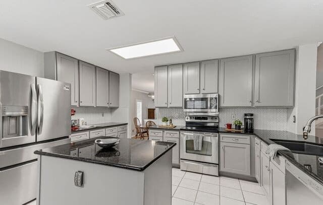 3635  Eagle Canyon Dr, San Antonio, TX 78247 — photo 6