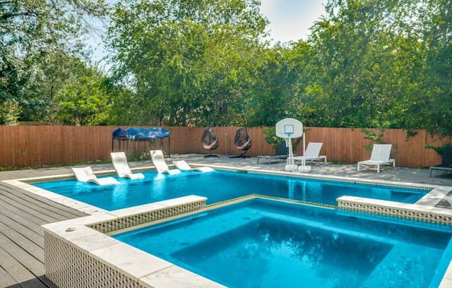 12302  Mapletree, San Antonio, TX 78249 — photo 24