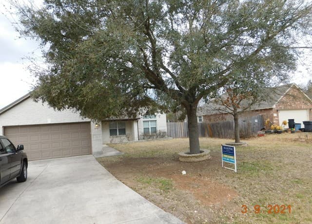 15713 Fair Lane