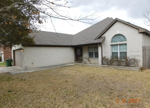 15713  Fair Lane, San Antonio, TX 78154 — photo 2