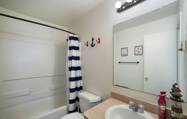 7715  Burro Bend, San Antonio, TX 78244 — photo 15