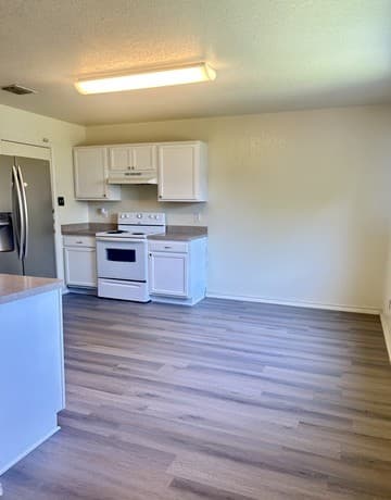 7715  Burro Bend, San Antonio, TX 78244 — photo 6