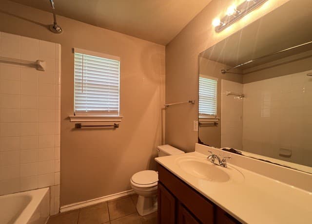 7627  Ariel Hl, San Antonio, TX 78252 — photo 11